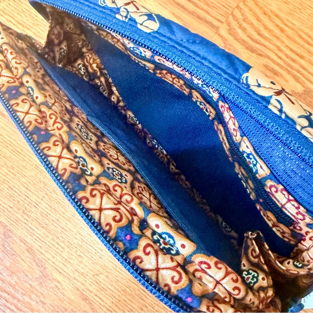 Vera Bradley Cord Organizer Bunch of Bears NWT - Picture 7 of 9